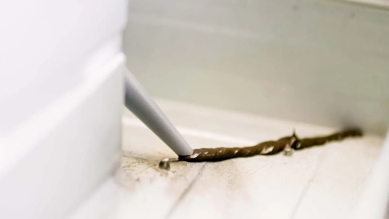 VersEseal Rubber Caulk – Waterproofing Gap Filler in a Tube - Image 4